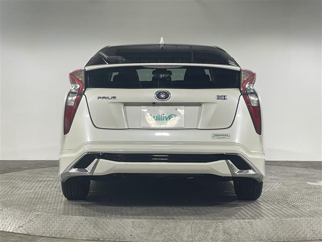 トヨタ プリウス 1.8 S 修復歴無し の中古車詳細 (50,000km, ホワイト