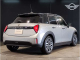 【MINI認定中古車】MINIのご購入はぜひMINI正規ディーラーで!メーカー基準の納車前点検整備を全車実施。規定整備を実施された車両にのみ付帯出来る全国保証。