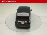 後方視界は、大きなバックドアガラスを採用し、十分確保されています。この車には、バックカメラとスマートアシストのリヤセンサーが付いています。ご安心ください。
