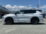アウトランダー PHEV 2.4 P 4WD 