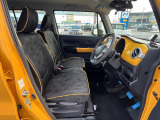 運転席シート廻りは使用感も少なく、良好な状態となっています。丁寧に使われていたことがよくわかりますね。