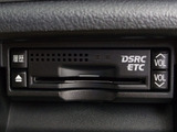 ★ETC(DSRC)が装備されています!!社外品とは違い収まりの良いデザインが人気!高速道路を利用する際は必需品ですよね!!ストレス無く料金所を通過出来ます!!