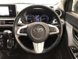ハンドルは車を運転する上で、ずっと握っている重要なパーツです。手にフィットする物がいいですよね♪