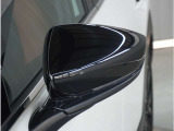 【ドアミラーウインカー】格好良さだけではなく対向車両からの視認性もよく安全に走行する為の安全装備のひとつです。