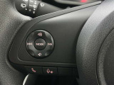 ステアリングスイッチ装備!運転しながら手元でオーディオの操作などができます。