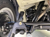 お車を安心してお乗りいただく為には、足回りの定期点検が欠かせません。サービスサポート(有償保証)では無料点検もご提供しており、安心のカーライフをお過ごしいただけるサポート体制が整っています。