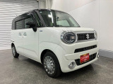 大きなフロントガラスで死角が少なく見晴らしが良いので、運転や駐車もしやすいです。