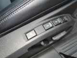 弊社でお車をご購入頂いたお客様は、一部車種を除いて【オイル交換永久無料】となっております。※詳細はスタッフまでお問合せ下さい。
