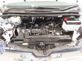見えないところまで徹底洗浄!中古車をキレイで気持ちよくお乗りいただけるよう、内外装ともにしっかり「まるごとクリーニング」♪エンジンルームも施工済!