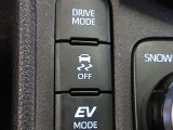 VSC(滑りやすい路面での横滑りを抑え車両の安定性を保つための機能)搭載ですが、雪道などから脱出する時はOFFすると脱出しやすくなる場合があります