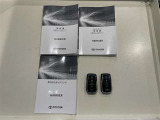 【キーレス】少し離れた場所からでもボタン一つでドアの開錠・施錠ができるのでとっても便利!