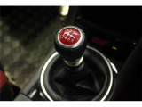 大好評のボディコーティング「ハイモースコート」もご納車までに施工可能。雨染みや線傷など中古車だからと諦めていませんか?ピカピカの状態でお乗り出しいただけます。