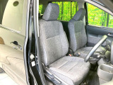 運転席シート廻りは使用感も少なく、良好な状態となっています。丁寧に使われていたことがよくわかりますね。