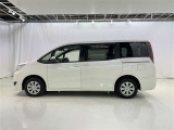 色は人気のホワイトパールクリスタルシャインです。
