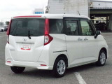 明るく広々、落ち着いた店内では、中古車のご検討・ご購入のほか、携帯電話(au)の購入等、様々なご相談に幅広く応えていきます♪