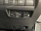 【ETC】とっても便利なETCを装備しています。 ETCを利用して、高速道路を楽々ドライブしましょう。