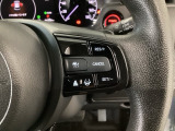 【アダプティブ・クルーズ・コントロール】予め設定した車速内でクルマが自動的に加減速。 前走車との適切な車間距離を維持しながら追従走行し、高速道路でのドライバーの疲労を軽減してくれる嬉しい機能付♪