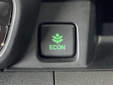 ★ECONスイッチ★ エコドライブを加速しよう!スイッチをONにすると、運転の仕方によるロスを抑え込み燃費をよくするようクルマが頑張ります(*^ー^*)燃費向上にチャレンジ♪