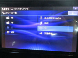 ■AM/FM/SD/BLUETOOTH-Audio/フルセグTV。交通情報も見れます。