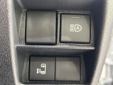 【パワースライドドア】スマートキーや運転席のスイッチでスライドドアの開閉が可能♪電動だから力を入れてドアを開ける必要が無く、小さいお子様でも、重い荷物を持っている時もラクに開け閉めできます♪