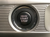 ワンプッシュでエンジンのスタート、ストップが出来て便利です。