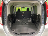 普段のお買い物や通勤、送迎等に十分な荷室スペースを確保しております。セカンドシートを倒すと、大きな荷物の積載も可能です♪