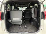 【ラゲッジスペース】展示車両のシートアレンジなど実際にお使いになるシチュエーションを想像しながらご覧いただけます♪
