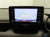 バックモニターを装備しています。車庫入れ時等に車両後方が確認出来るのでとても便利です。