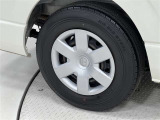 タイヤサイズは195/80R15(107/105L LT)!残り溝は6ミリ程度です!