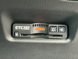 ETCも付いておりますので、高速道路の料金所もノンストップ通過可能ですよ^^是非揃えたい装備ですね!