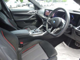 弊社担当営業(BMWプレミアムセレクション一宮)は、BMW社歴が10年以上のスタッフで構成されております。親しみやすい営業スタッフでございますので、お気軽にお問い合わせ頂けましたら幸いでございます。