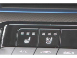 運転席と助手席にシートヒーター・ベンチレーションが付いています。