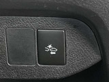 車両や歩行者を検知して、警告音と共に衝突回避や衝突時の被害軽減を支援します!
