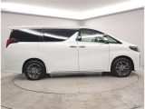 アルファード ハイブリッド 2.5 エグゼクティブ ラウンジ S E-Four 4WD 