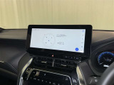 ディスプレイオーディオを装備。スマホとクルマをつなぐことで、これまでのナビに加えて、いろんなサービスが楽しめます。