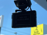 【ドライブレコーダー】ドライブレコーダー装備!走行中はもちろん、あおり運転や事故に遭遇した際、映像で記録し、万一のリスクに備えます。※記録用SDカードはお客様ご自身でご準備いただく必要があります。