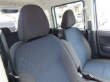運転席シート廻りは使用感も少なく、良好な状態となっています。丁寧に使われていたことがよくわかりますね