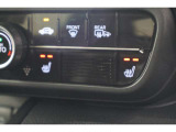 シートヒーター装備付き車!!座席に埋め込まれた電熱線によりシートを暖めることが出来る装備で、温められたシートは、寒い冬には最適です!!
