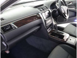 助手席目線です☆足元が広くストレスの少ない車内空間を過ごすことができます☆