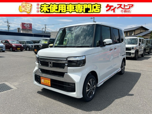 N-BOXカスタム  カスタム 660 4WD