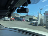 事故等の証拠となる画像を再生出来ますドラレコです。