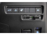 【ETC】 ETCを装備していれば、暑い日や寒い日、雨の日も窓を開ける必要がないので快適ドライブが楽しめます。