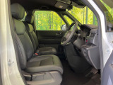 運転席シート廻りは使用感も少なく、良好な状態となっています。丁寧に使われていたことがよくわかりますね。