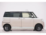 県内13店舗にて常時500台以上ダイハツ車を展示中です。見て、触って、納得のいく一台をぜひ見つけてください。