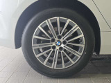 右後リヤ 205/60R17
