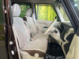 運転席シート廻りは使用感も少なく、良好な状態となっています。丁寧に使われていたことがよくわかりますね。