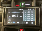 いまや必須装備「ナビゲーション」搭載!知らない場所に、スイスイッとドライブ。なんて便利な機能でしょうか?もう、これなしではハンドルを握れませんね!でも、運転中の操作は危険ですのでご注意ですね♪