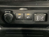 当社の車は納車前にしっかり点検・整備してお届けになります。全国5,000箇所対応のトヨタロングラン保証付!