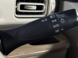 【オートライト(AUTO)】外の明るさをシステムが感知して、自動でヘッドライトが点灯します!ヘッドライトをつけ忘れを防ぐ便利機能です。