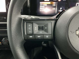 【ステアリングスイッチ】運転中に前方から目線をそらすことなくオーディオ等の操作が可能な便利機能!安心&快適なドライブを演出してくれます。